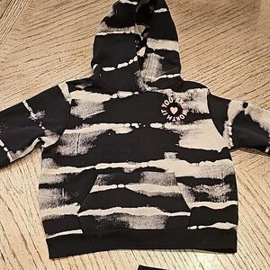H&M girls hooded sweater size 3/4T You are worth it
